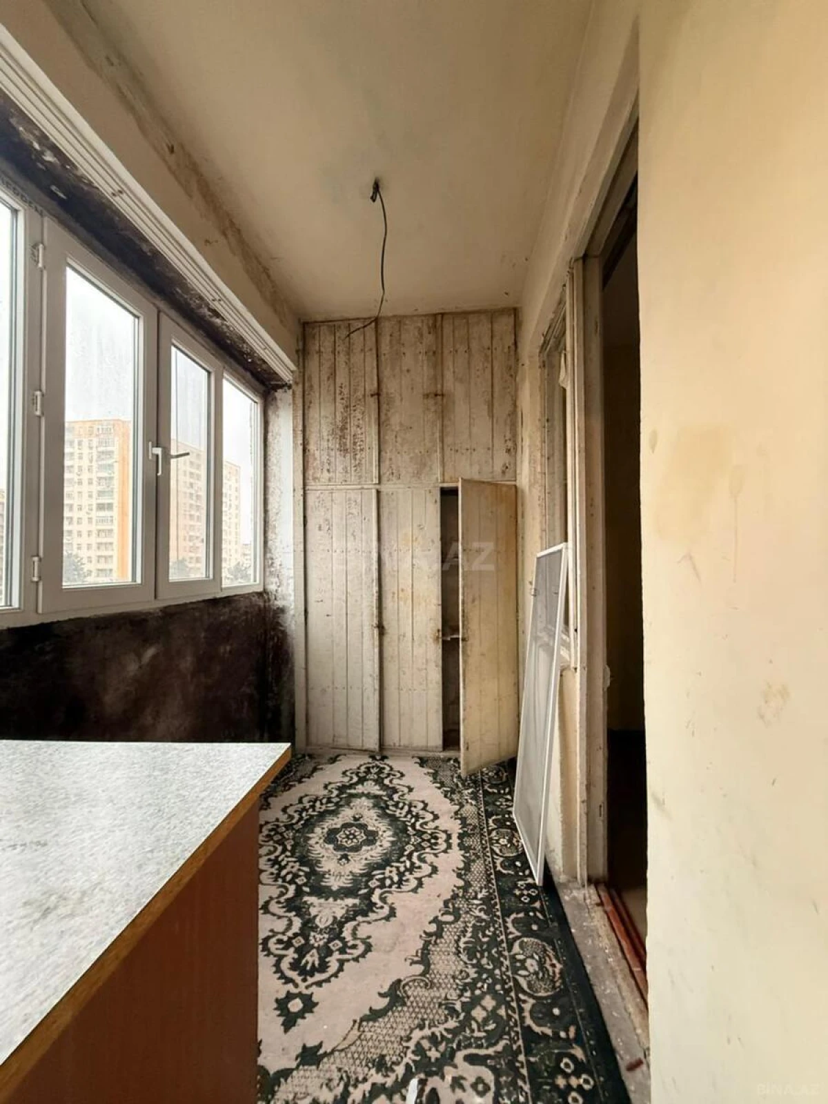 Satılır 4 otaqlı mənzil 100 m²