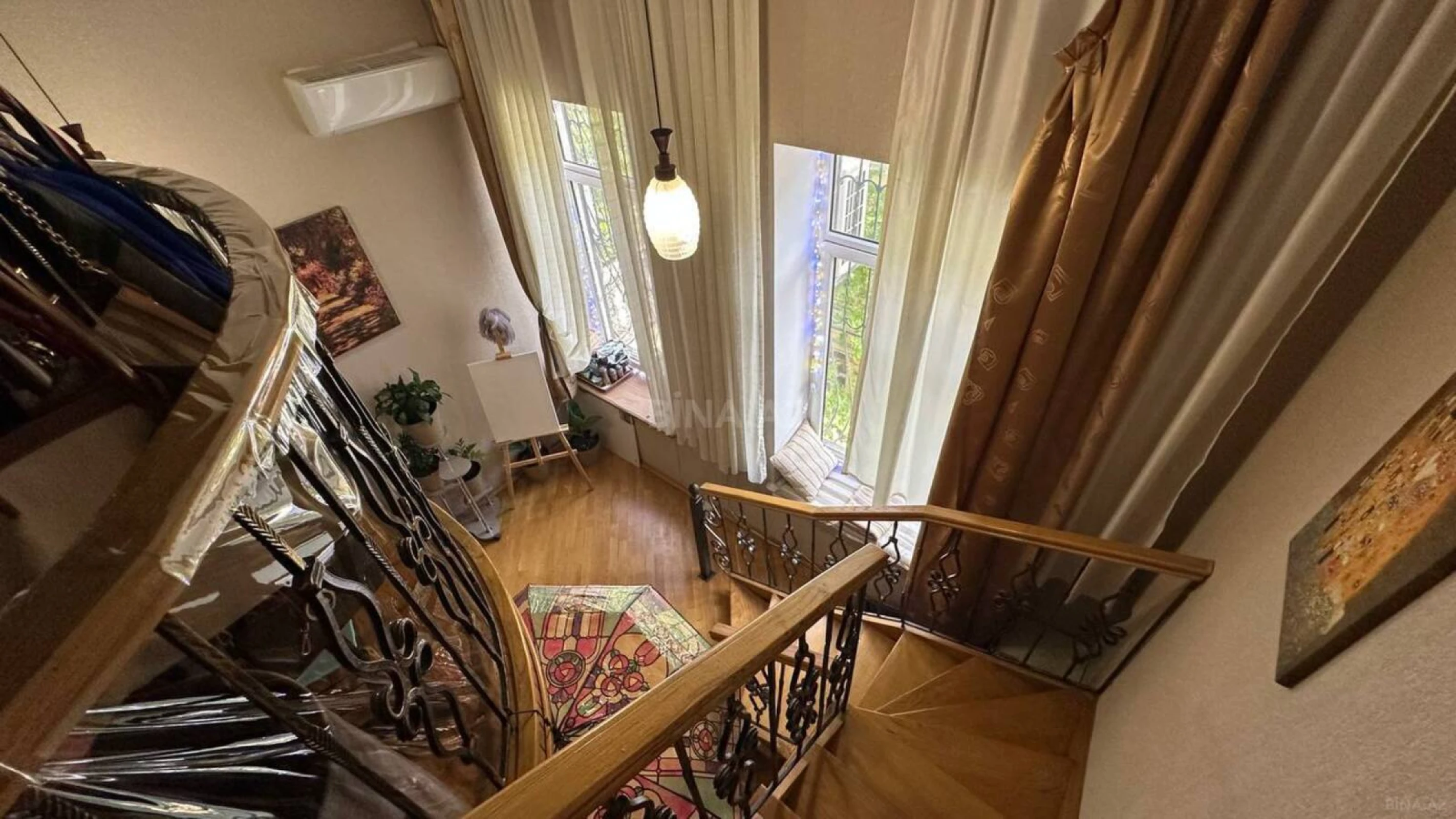 Satılır 4 otaqlı mənzil 138 m²