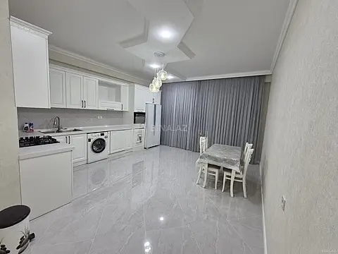 Kirayə verilir 3 otaqlı mənzil 156 m²