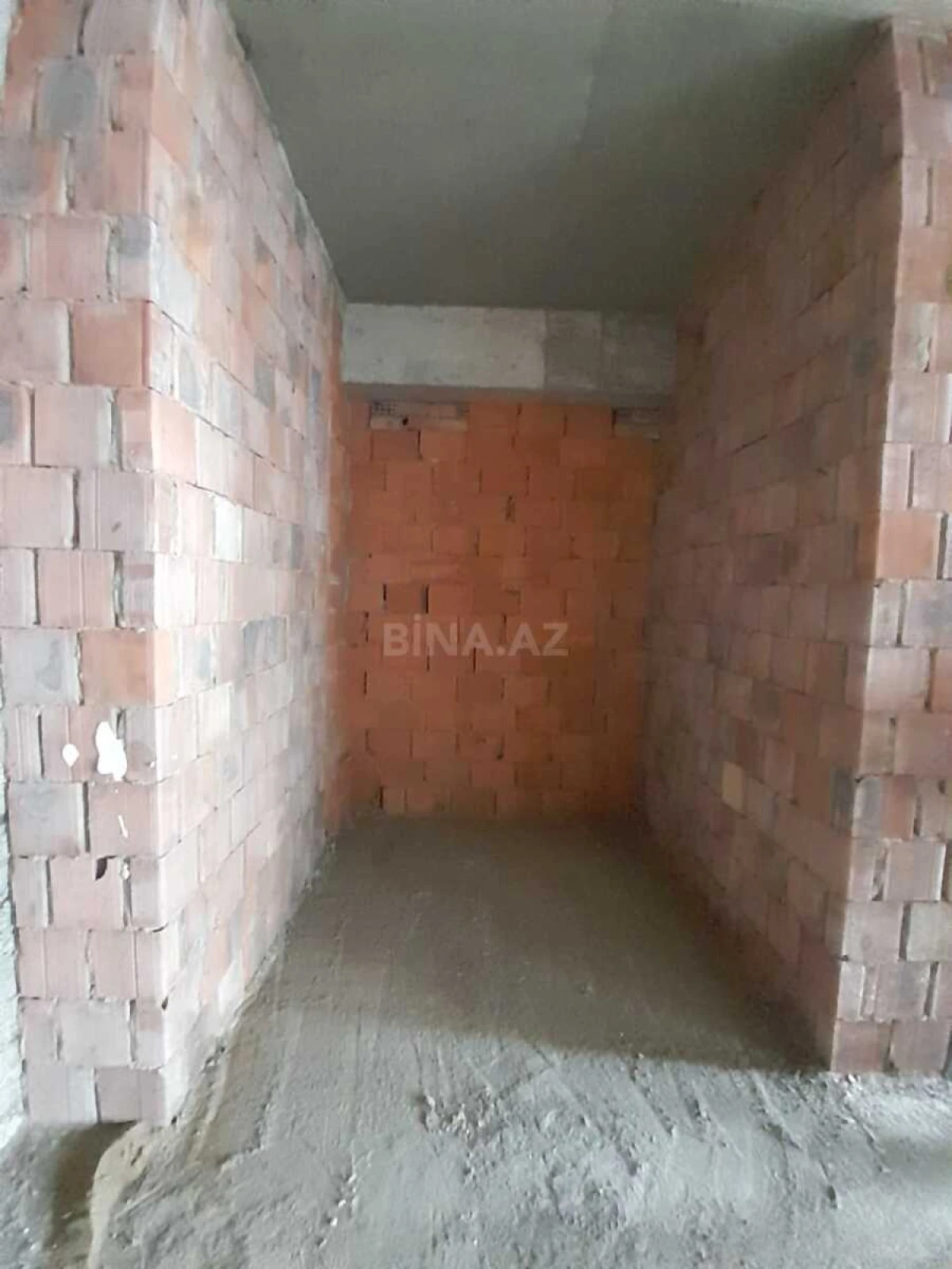 Satılır 3 otaqlı mənzil 110 m²