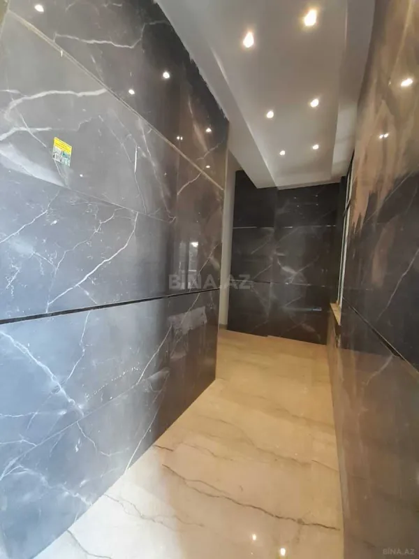 Satılır 3 otaqlı mənzil 110 m²
