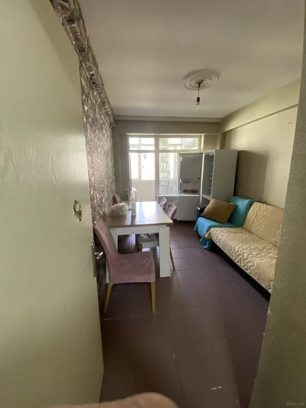 Kirayə verilir 2 otaqlı mənzil 55 m²