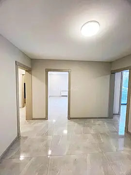 Kirayə verilir 4 otaqlı ofis 102 m²