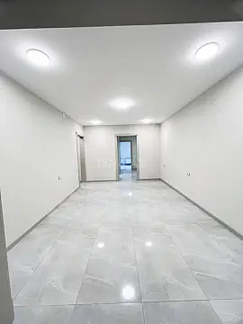 Kirayə verilir 4 otaqlı ofis 102 m²
