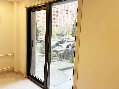 Kirayə verilir 4 otaqlı ofis 102 m²