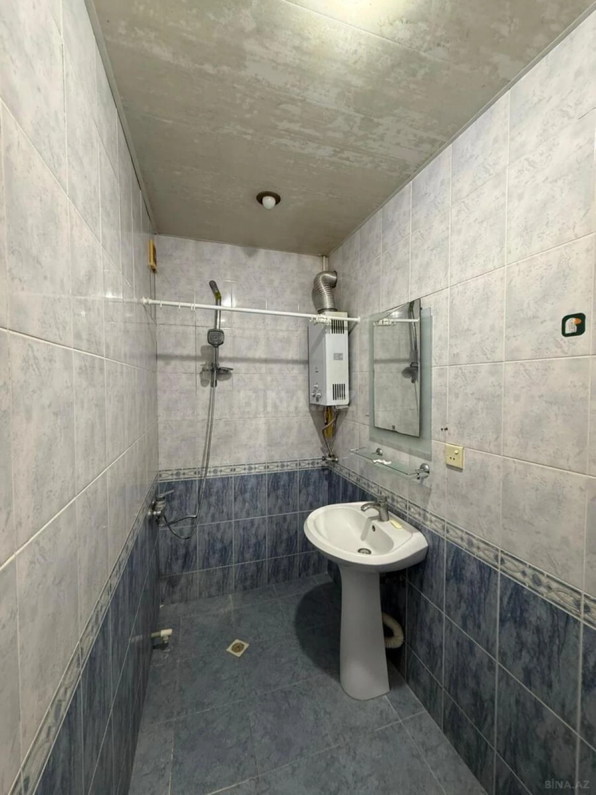 Satılır 2 otaqlı mənzil 55 m²