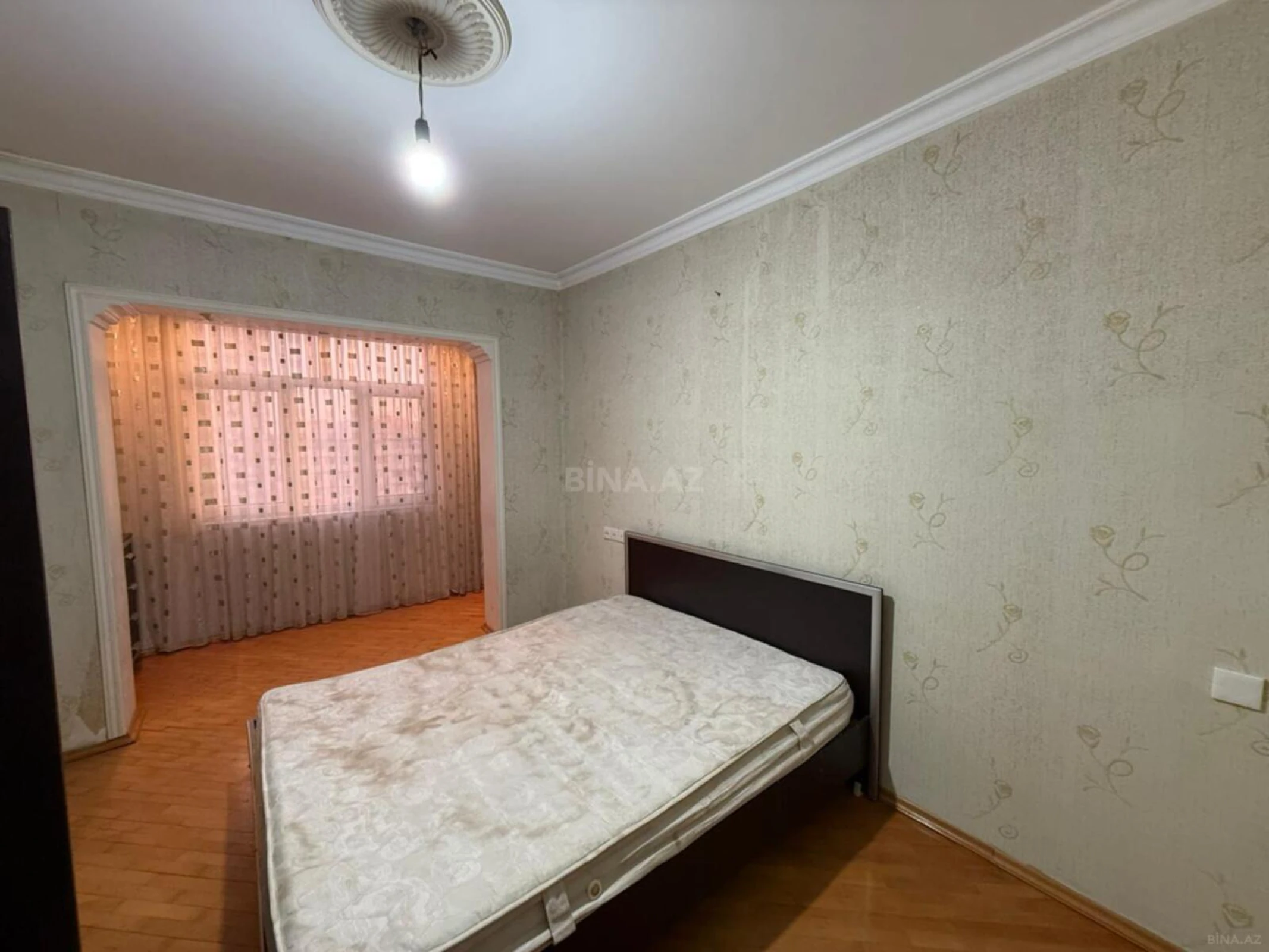 Satılır 2 otaqlı mənzil 55 m²