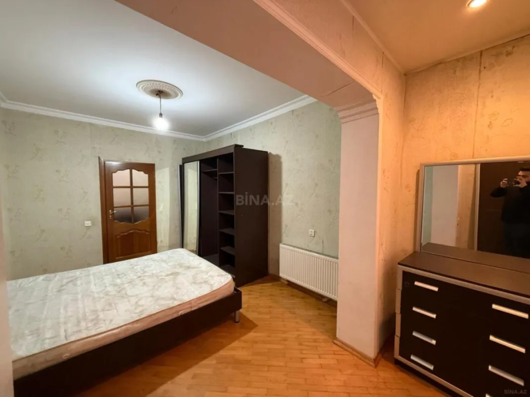 Satılır 2 otaqlı mənzil 55 m²