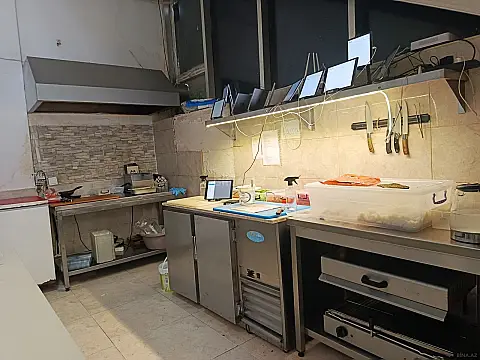 Satılır obyekt 32 m²