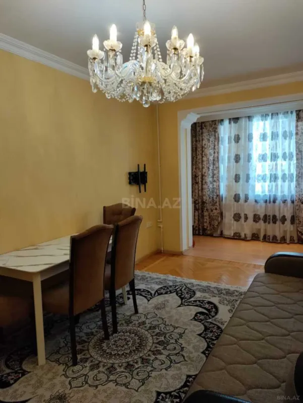 Kirayə verilir 2 otaqlı mənzil 60 m²