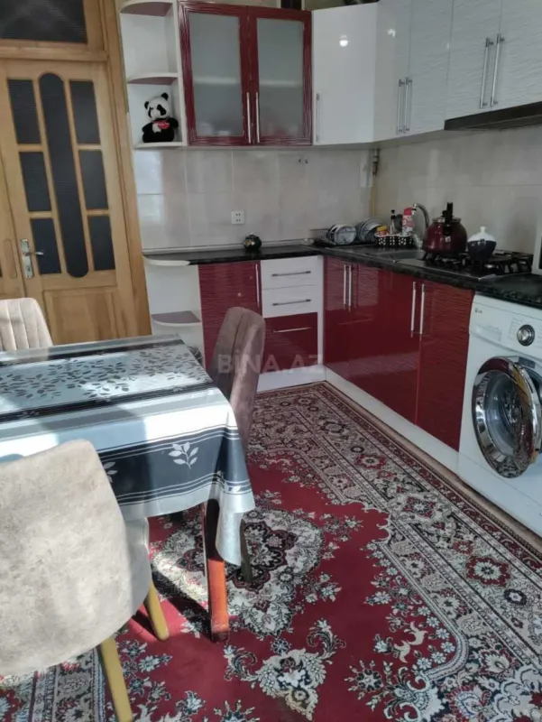 Kirayə verilir 2 otaqlı mənzil 60 m²