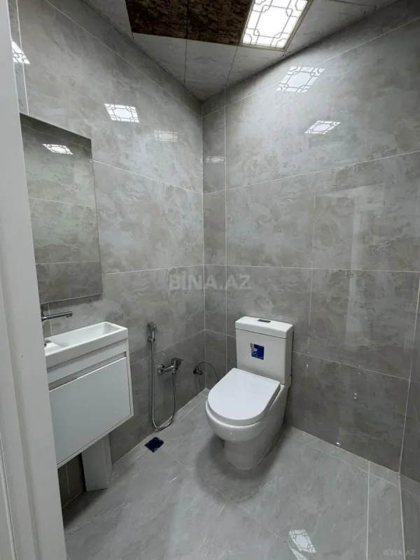Satılır 4 otaqlı mənzil 120 m²