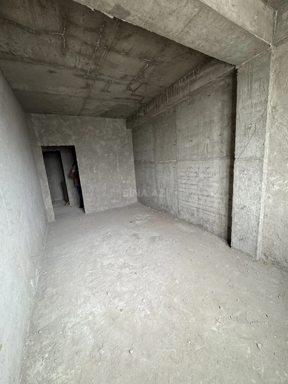 Satılır 2 otaqlı mənzil 91 m²