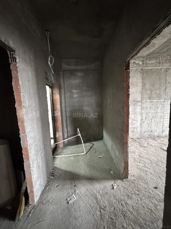 Satılır 2 otaqlı mənzil 91 m²