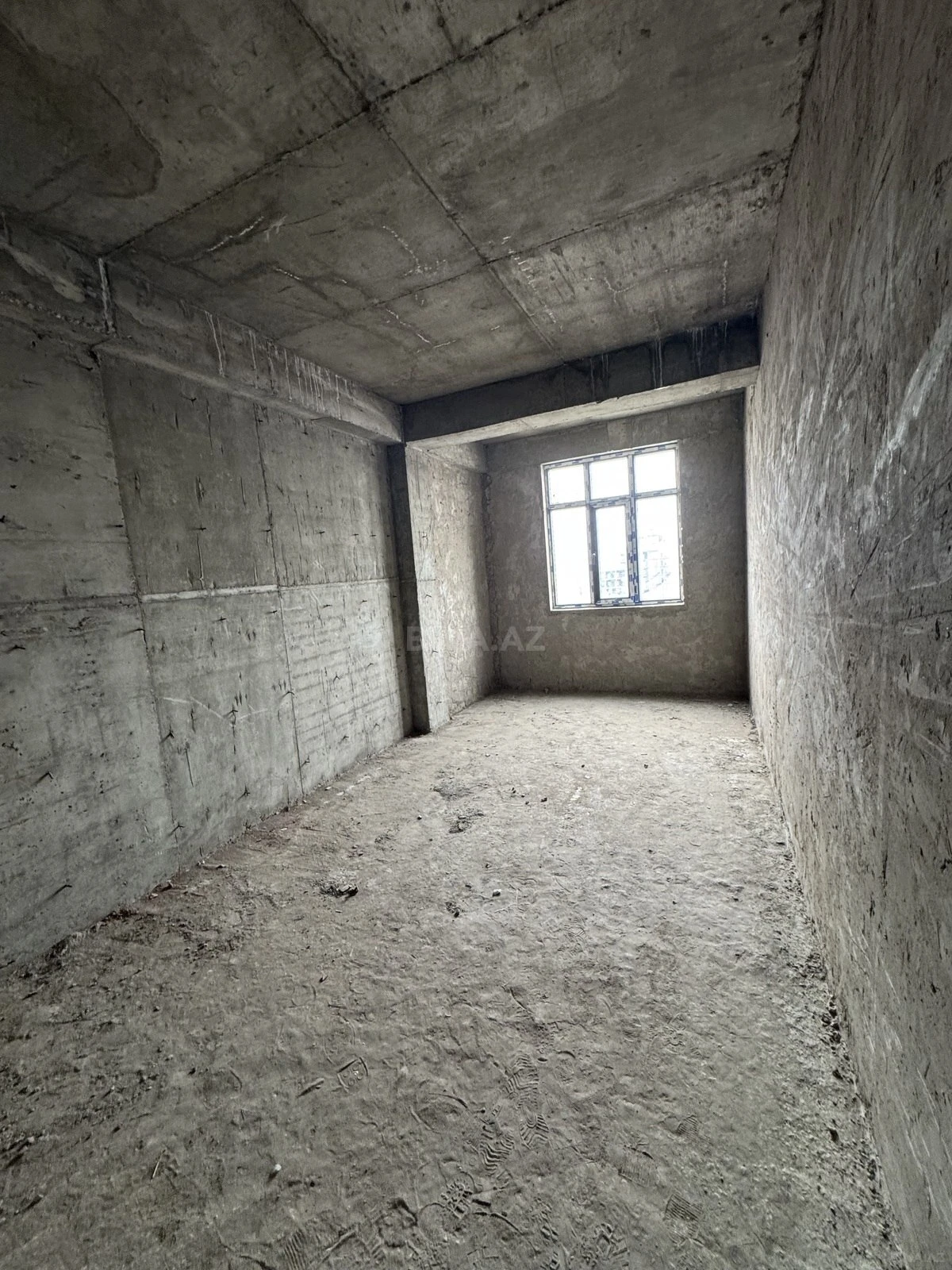 Satılır 2 otaqlı mənzil 91 m²