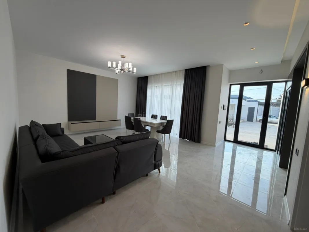 Satılır 3 otaqlı həyət evi 140 m²