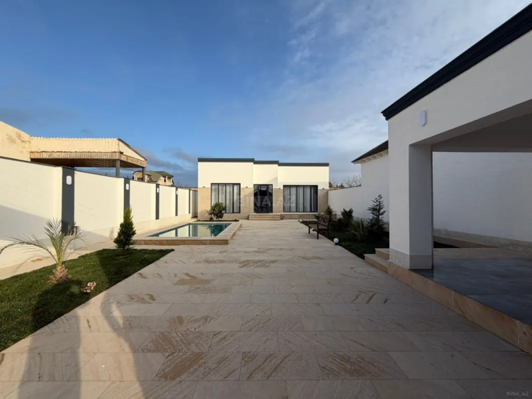 Satılır 3 otaqlı həyət evi 140 m²