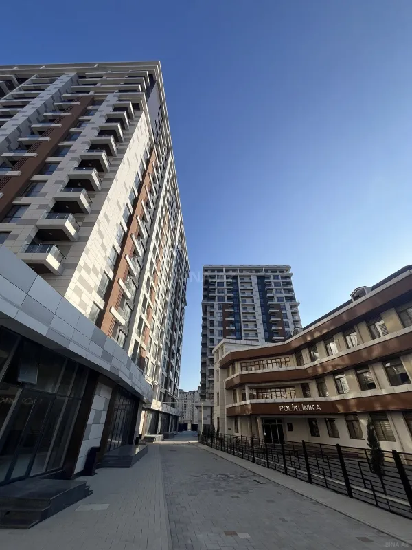 Satılır 3 otaqlı mənzil 126 m²