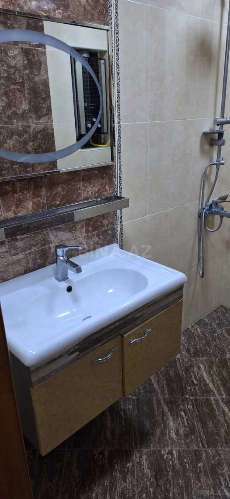 Kirayə verilir 2 otaqlı mənzil 55 m²