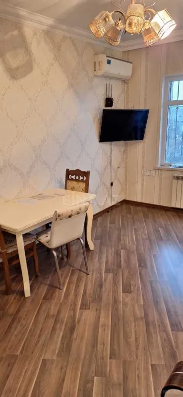 Kirayə verilir 2 otaqlı mənzil 55 m²