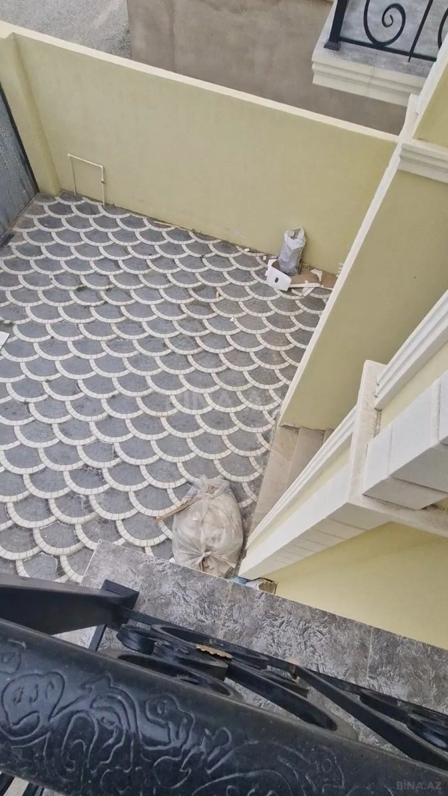 Satılır 6 otaqlı həyət evi 130 m²