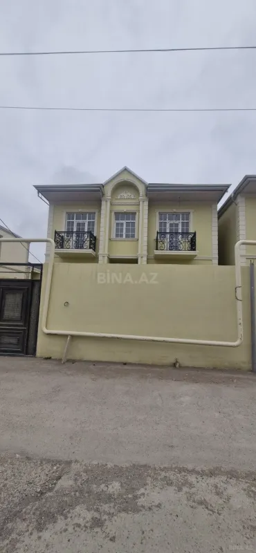 Satılır 6 otaqlı həyət evi 130 m²