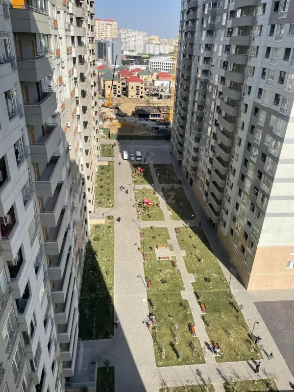 Satılır 2 otaqlı mənzil 70 m²