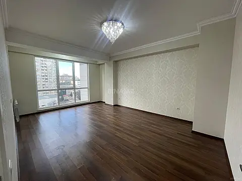 Satılır 2 otaqlı mənzil 70 m² — Bakı, 8-ci kilometr 2 otaq 70.00 m²