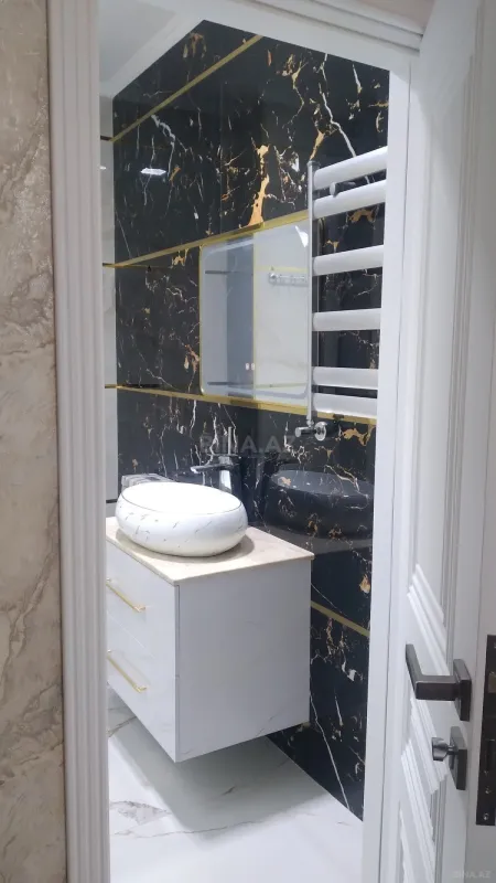 Satılır 3 otaqlı mənzil 113.4 m²