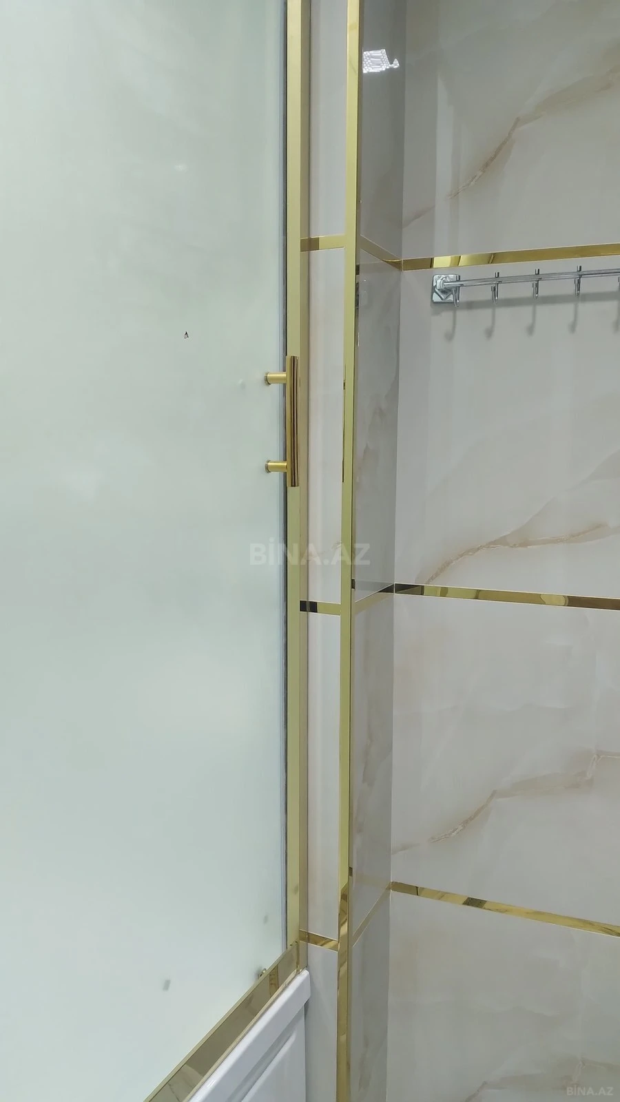 Satılır 3 otaqlı mənzil 113.4 m²