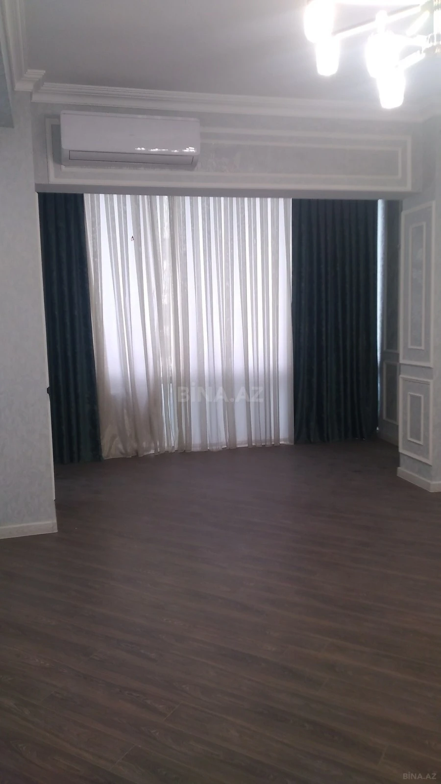 Satılır 3 otaqlı mənzil 113.4 m²