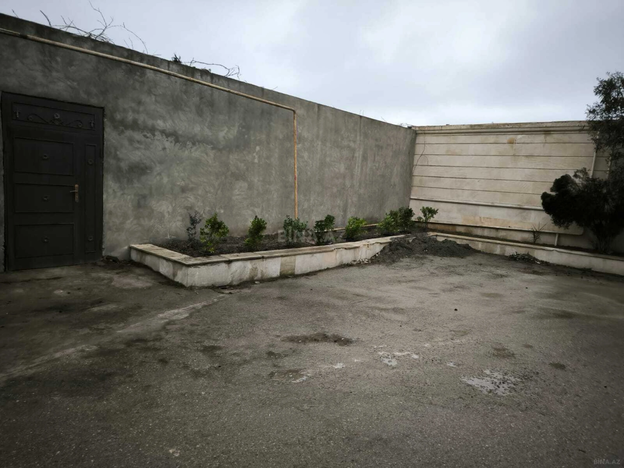 Satılır torpaq sahəsi 15 m²