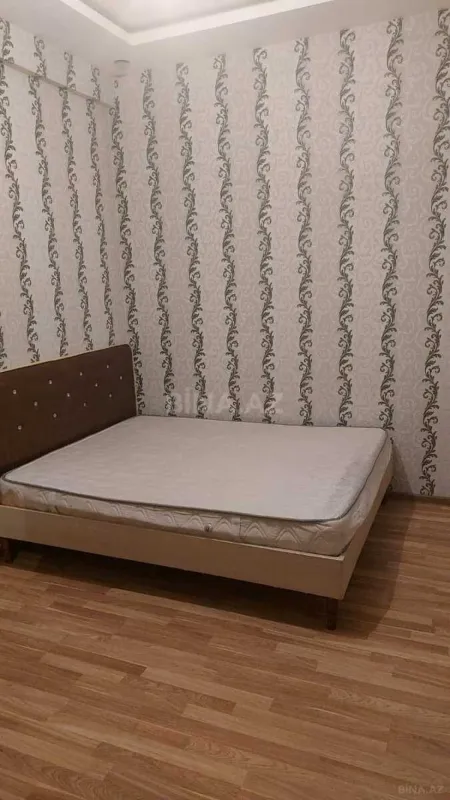 Kirayə verilir 2 otaqlı mənzil 77 m²