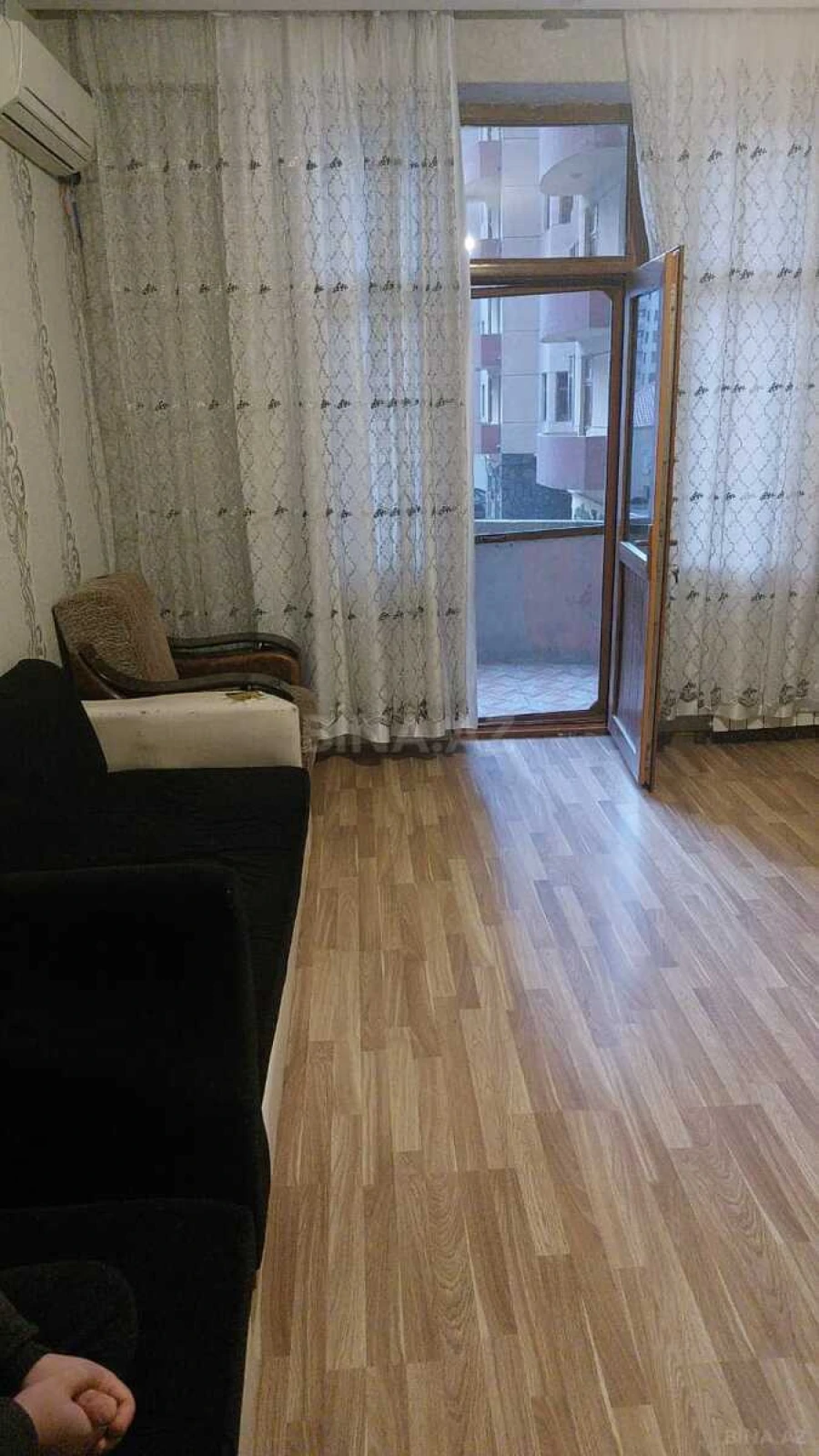 Kirayə verilir 2 otaqlı mənzil 77 m²
