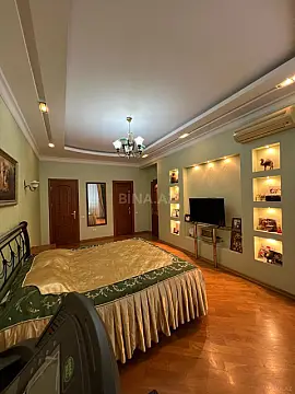 Satılır 3 otaqlı mənzil 170 m²