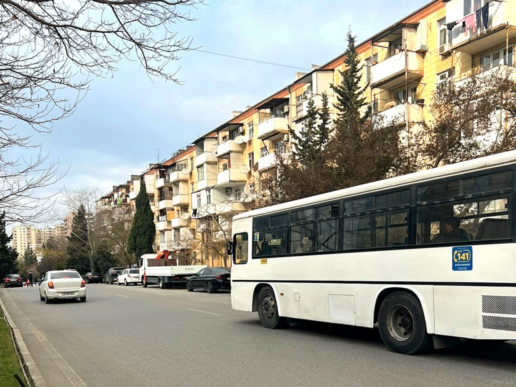 Satılır 4 otaqlı mənzil 110 m²