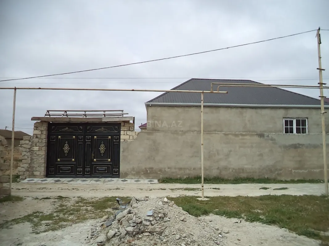 Satılır 3 otaqlı həyət evi 105 m²