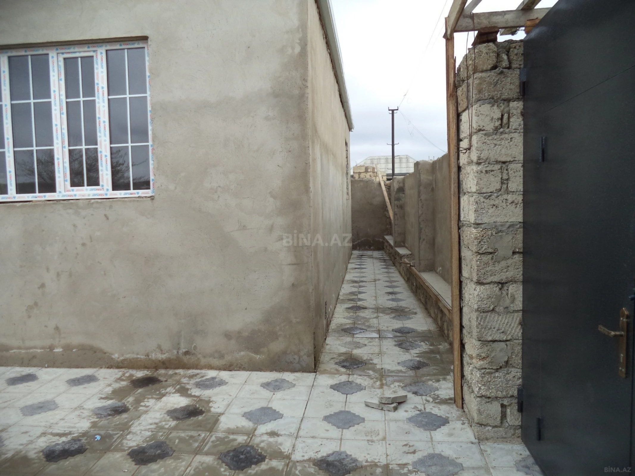 Satılır 3 otaqlı həyət evi 105 m²