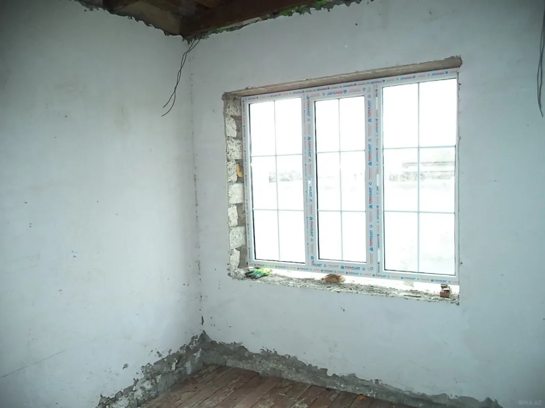 Satılır 3 otaqlı həyət evi 105 m²