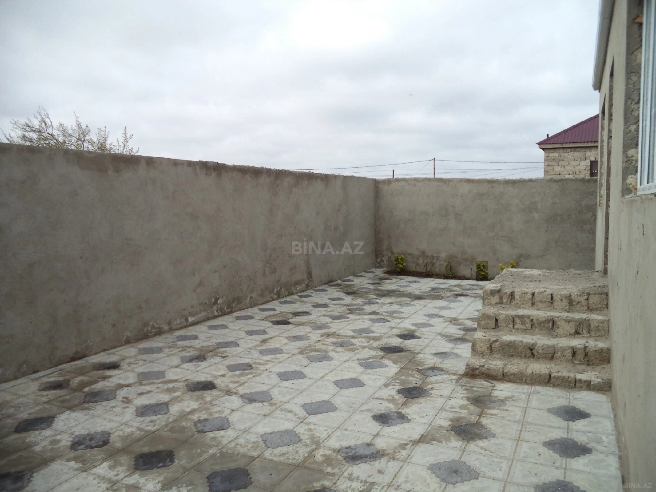 Satılır 3 otaqlı həyət evi 105 m²