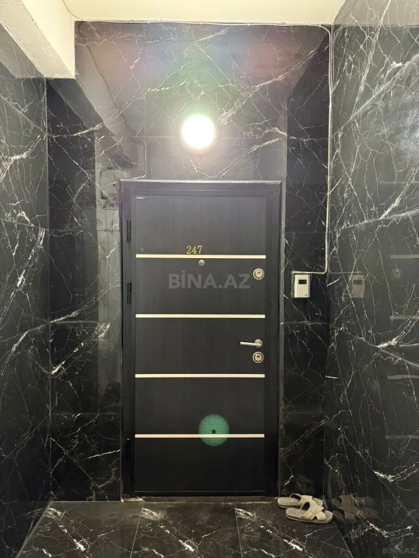 Satılır 3 otaqlı mənzil 110 m²