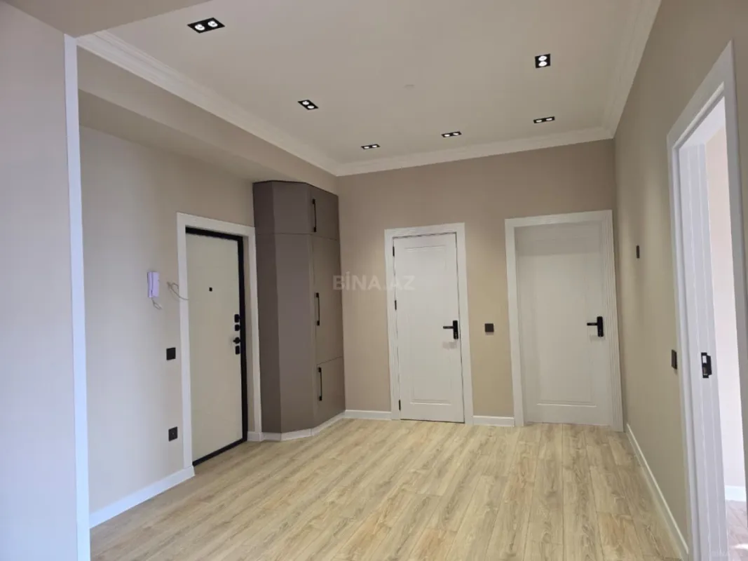 Kirayə verilir 2 otaqlı mənzil 75 m²