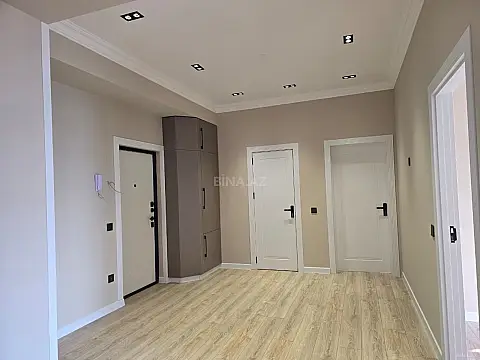 Kirayə verilir 2 otaqlı mənzil 75 m²