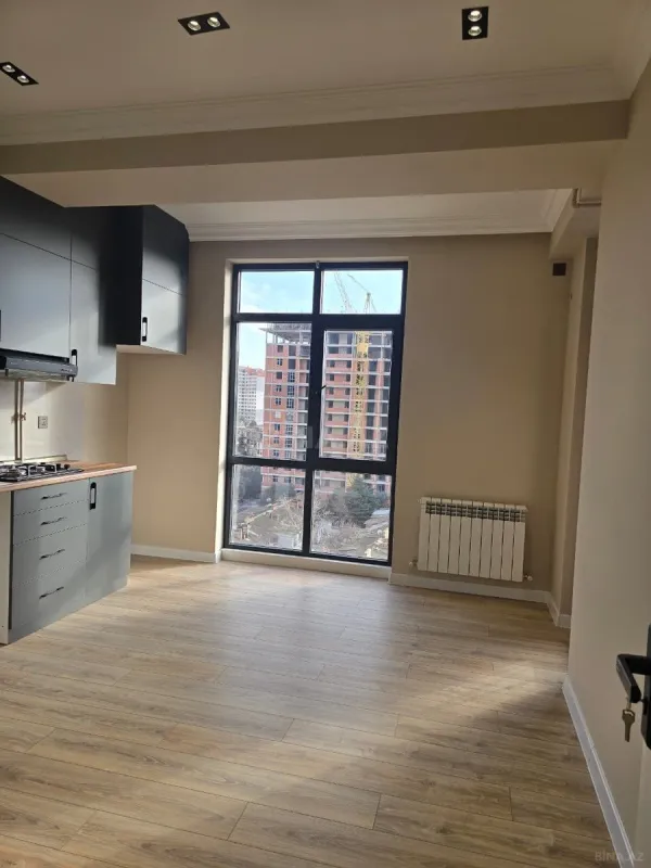 Kirayə verilir 2 otaqlı mənzil 75 m²