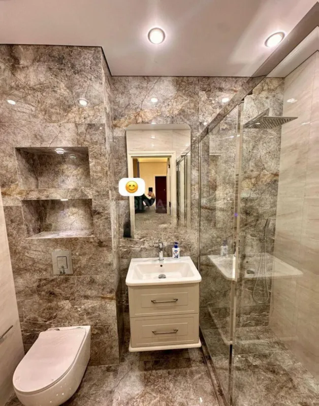 Satılır 2 otaqlı mənzil 64 m²