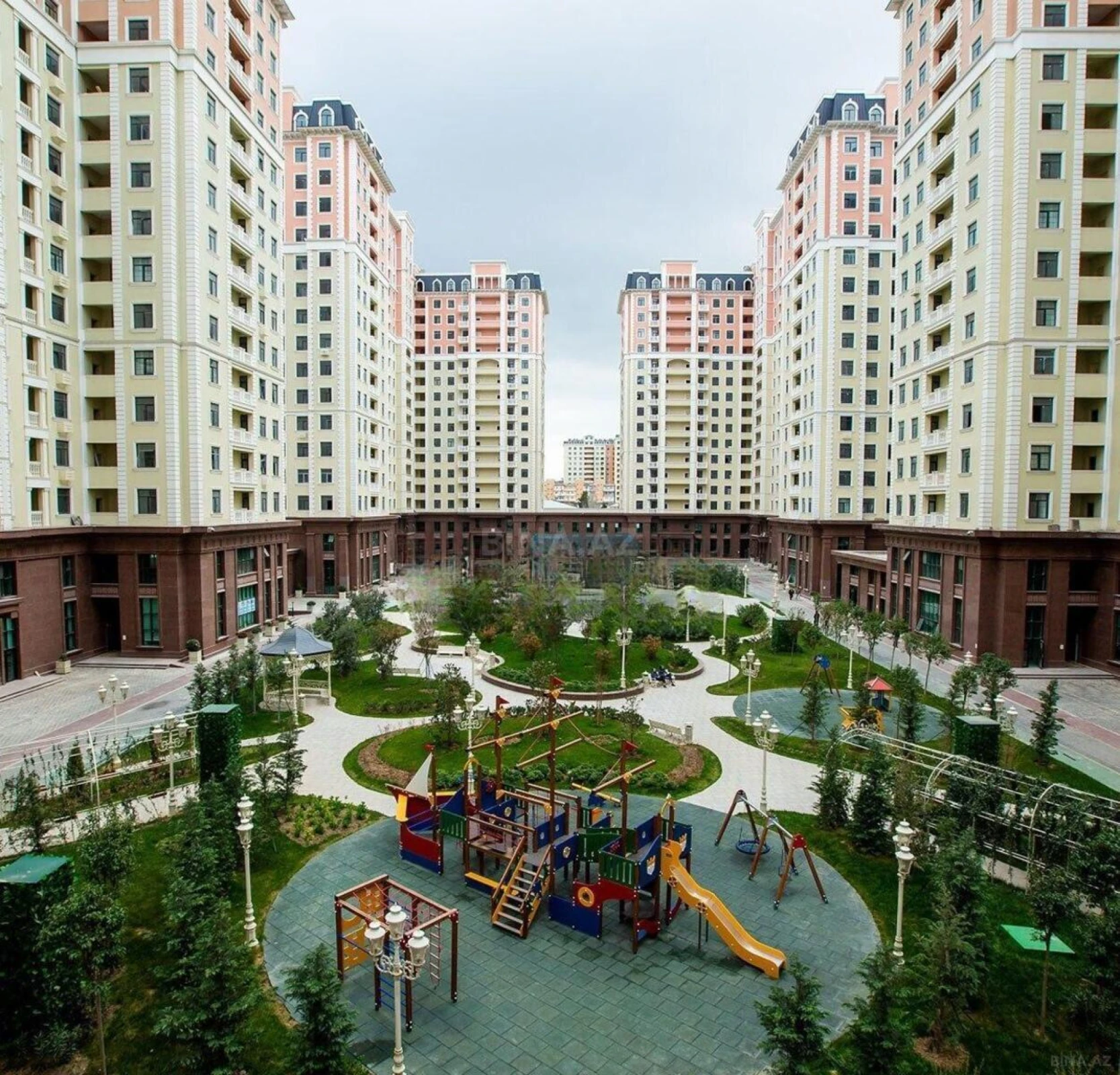 Satılır 2 otaqlı mənzil 64 m²