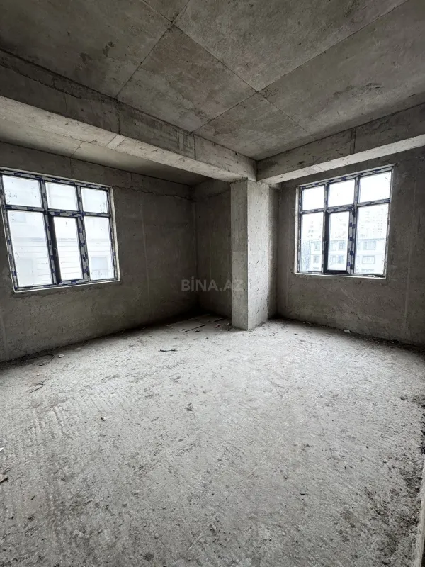 Satılır 3 otaqlı mənzil 104 m²