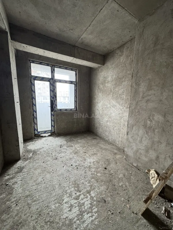 Satılır 3 otaqlı mənzil 104 m²