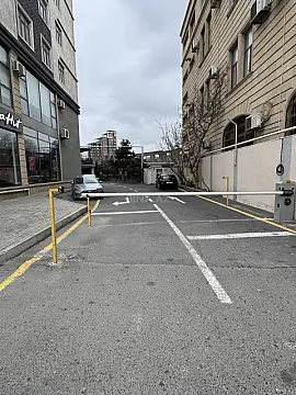 Satılır 3 otaqlı mənzil 104 m²