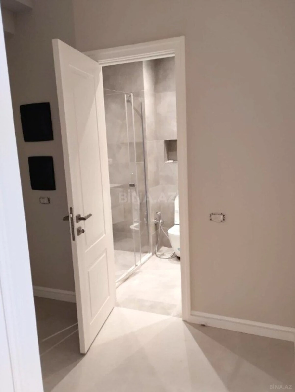 Satılır 2 otaqlı mənzil 56 m²